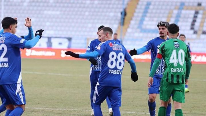 Erzurumspor – Sakaryaspor Maçı Saat Kaçta? Hangi Kanalda?