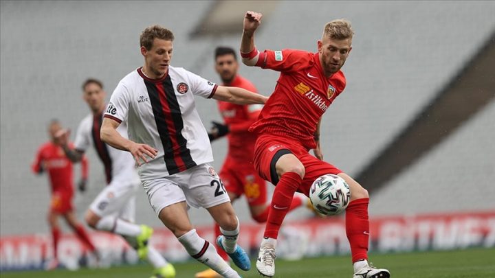 Fatih Karagümrük – Kayserispor Maçı Saat Kaçta? Hangi Kanalda?